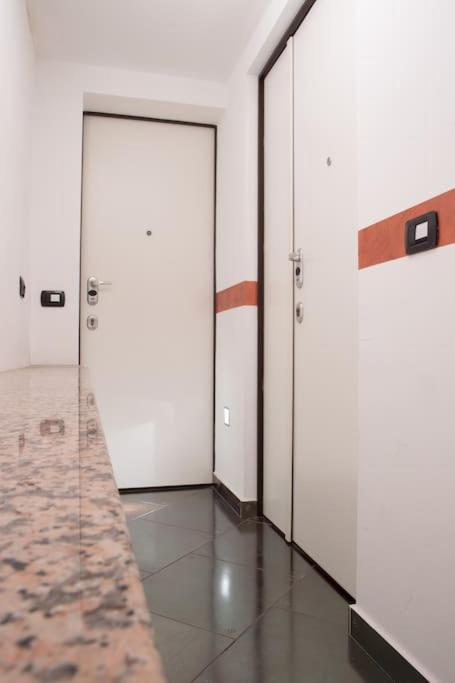 Comfortable Flat In Porta Romana Milão Exterior foto